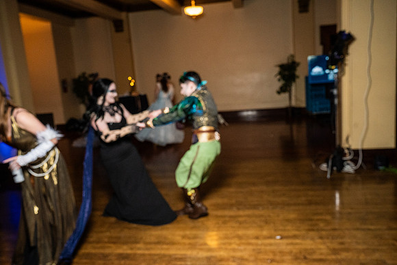 BlurryButFunny_TPD00975_FULL